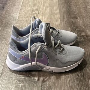 Nike Women's Athletic Shoes in Gray and Purple